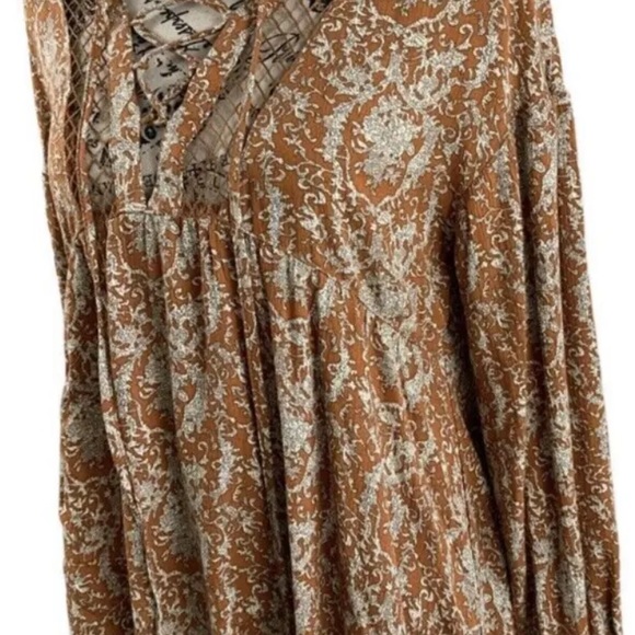NWT: Gilded Intent Boho Hi-Lo Top V-Neck Long Sleeves women's size XS - Picture 4 of 11